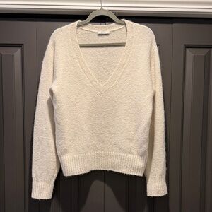 AYR v-neck sweater